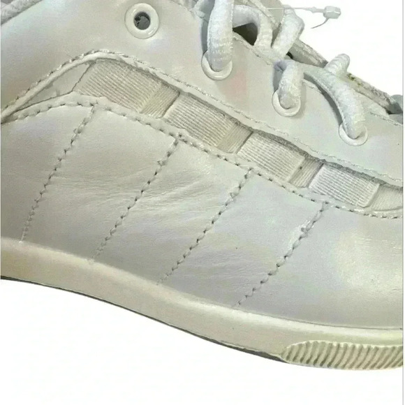 EASY SPIRIT WHITE WALKING SHOE - Picture 4 of 6